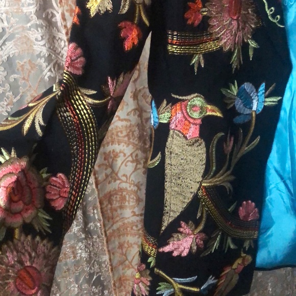 Embroidered jacket - Picture 4 of 5